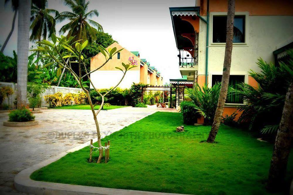 Hotel La Cretonne Les Cayes Eksteriør billede
