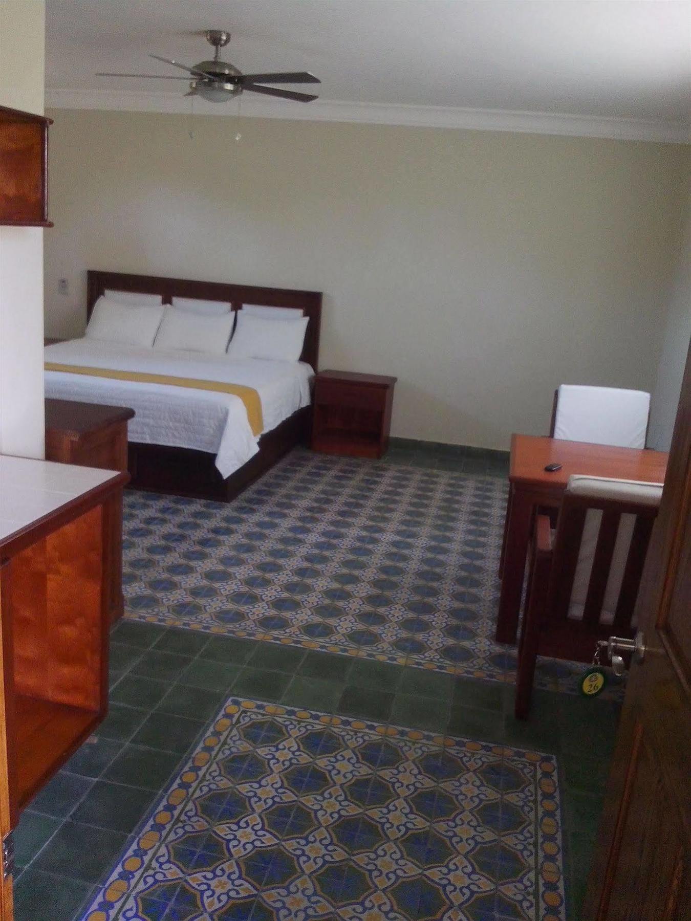 Hotel La Cretonne Les Cayes Eksteriør billede